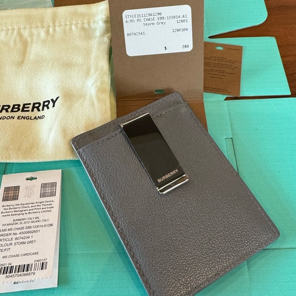NWT Authentic Burberry Men’s MS Chase Storm Grey Leather Card Holder Money Clip - Picture 3 of 4